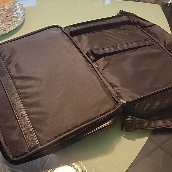 Case-tech Inc. Padded laptop bag. Black - Picture 6 of 9